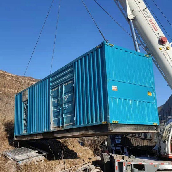 两当发电机组维修保养中应注意什么事项?