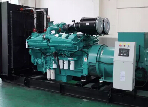 两当发电机如何选择合适的除垢剂来清洗水冷式机油散热器？